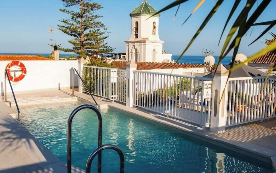 สระว่ายน้ำ รูปภาพ