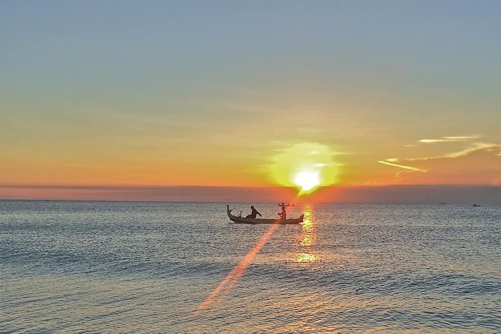 ชายหาด
