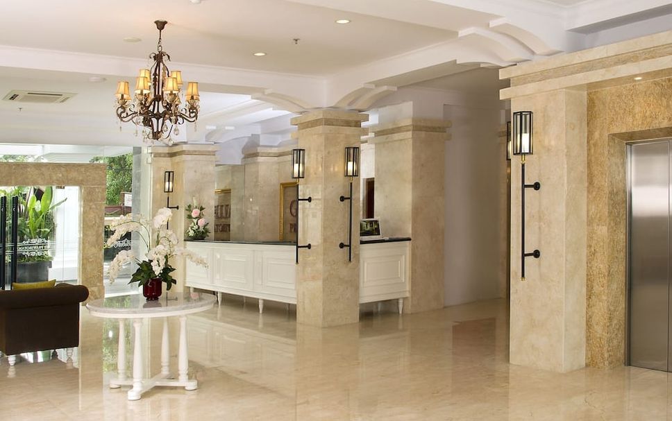 แผนกต้อนรับส่วนหน้า รูปภาพ