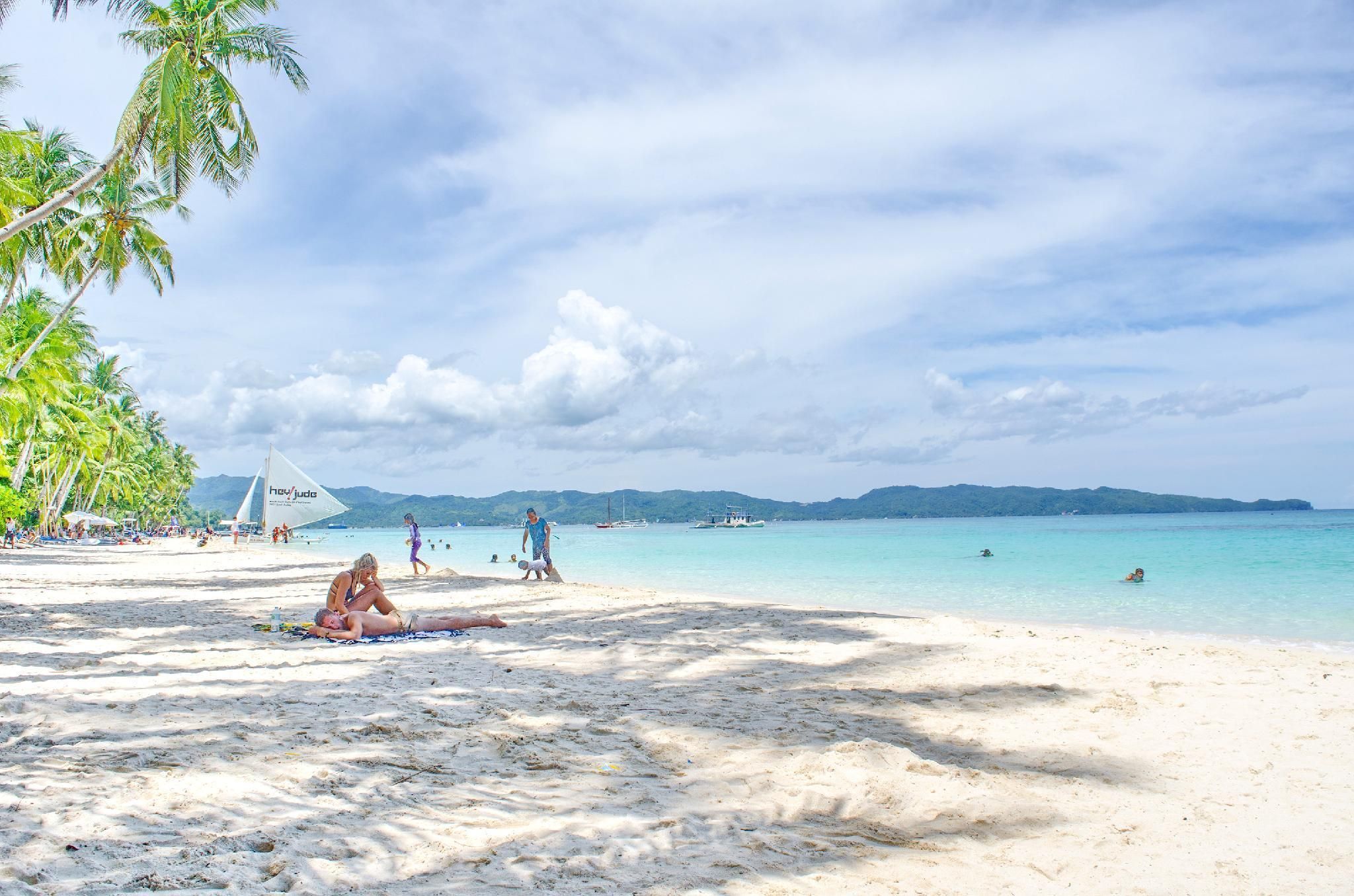 ชายหาด