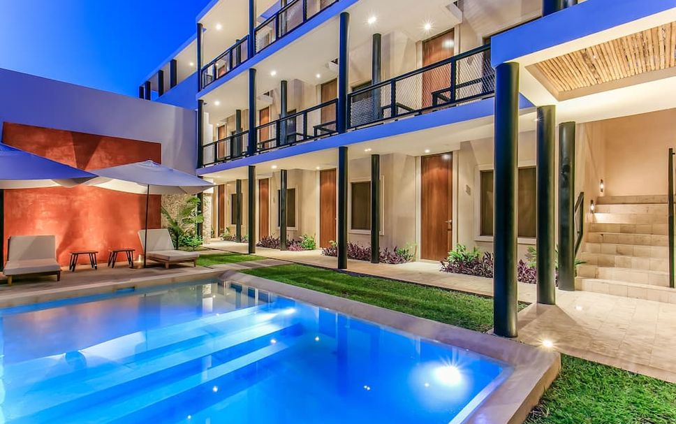 สระว่ายน้ำ รูปภาพ