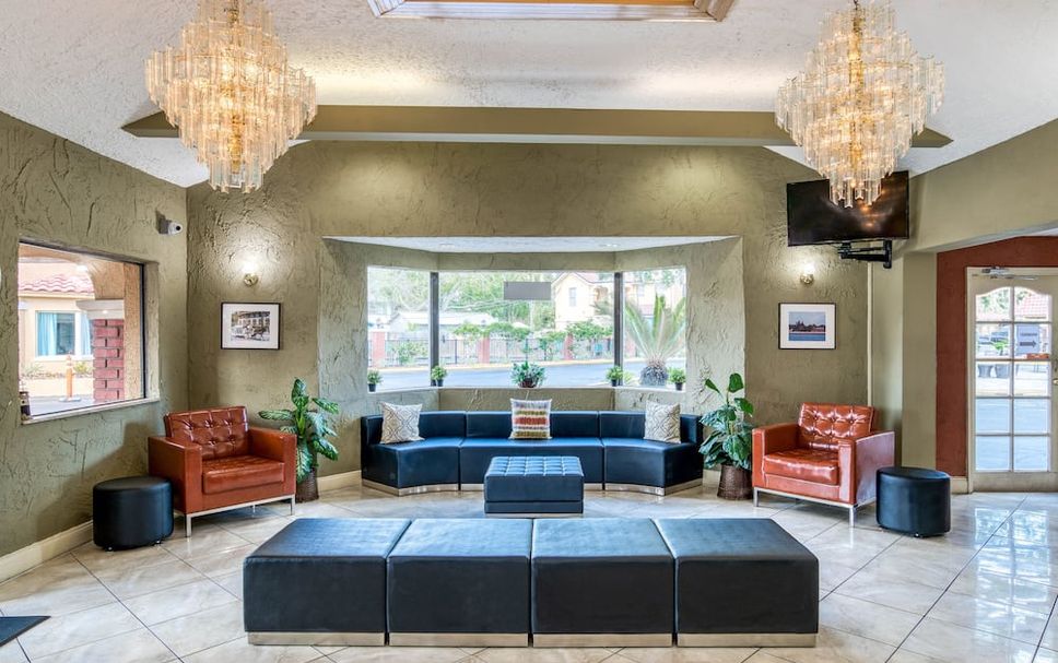 เลานจ์ รูปภาพ