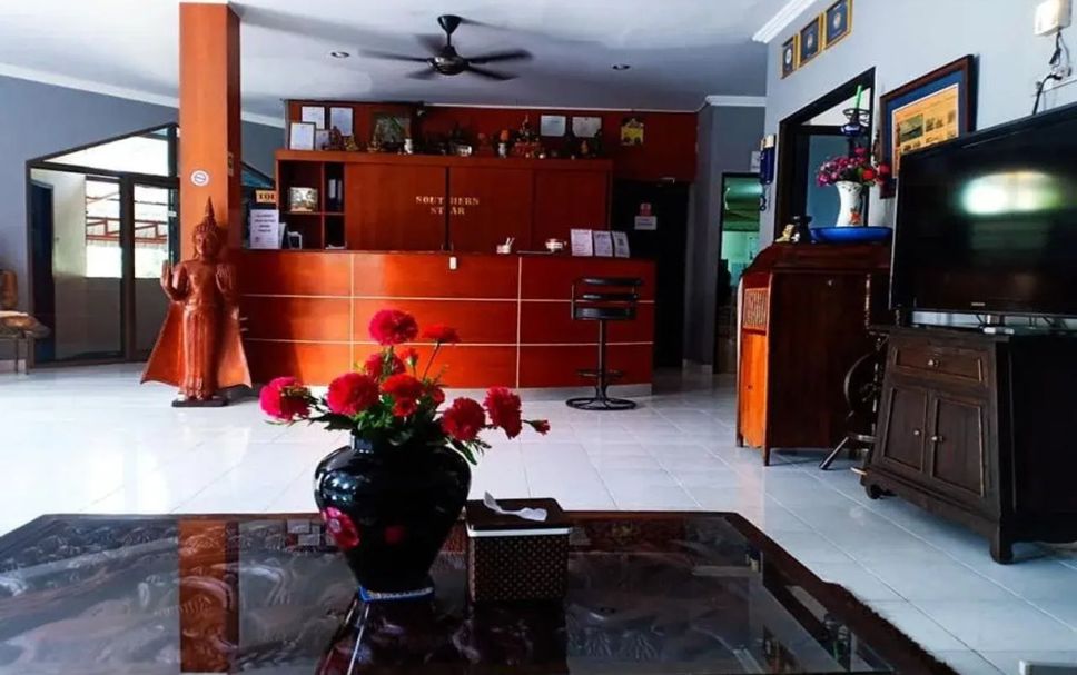 แผนกต้อนรับส่วนหน้า รูปภาพ