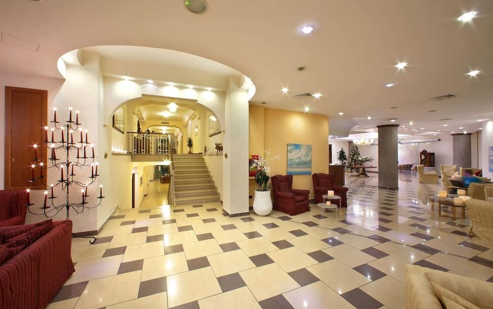 ล็อบบี้ รูปภาพ