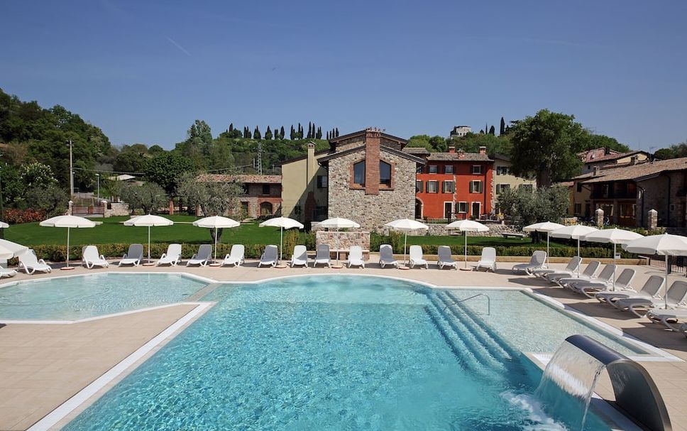 สระว่ายน้ำ รูปภาพ