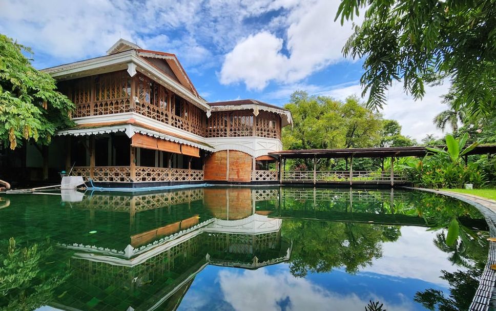 สระว่ายน้ำ รูปภาพ