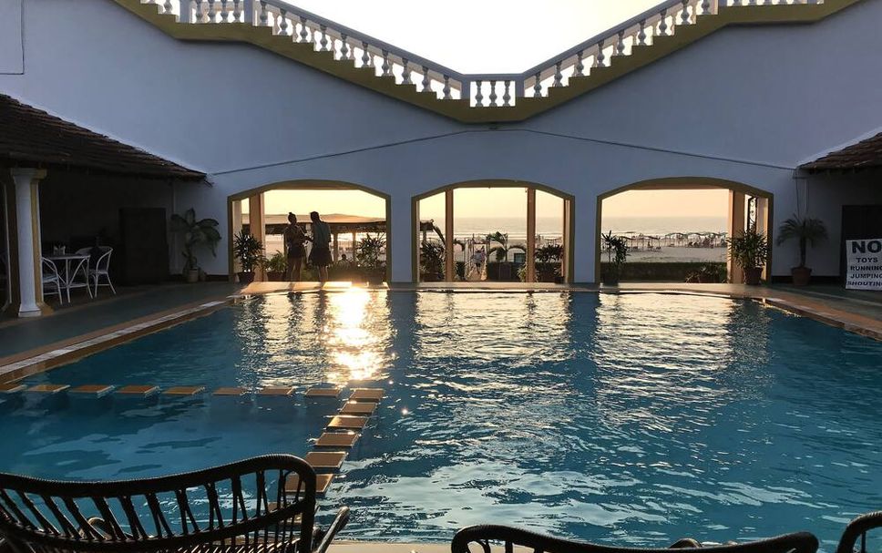 สระว่ายน้ำ รูปภาพ