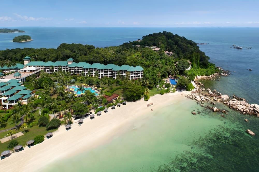 ชายหาด