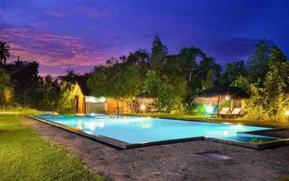 สระว่ายน้ำ รูปภาพ