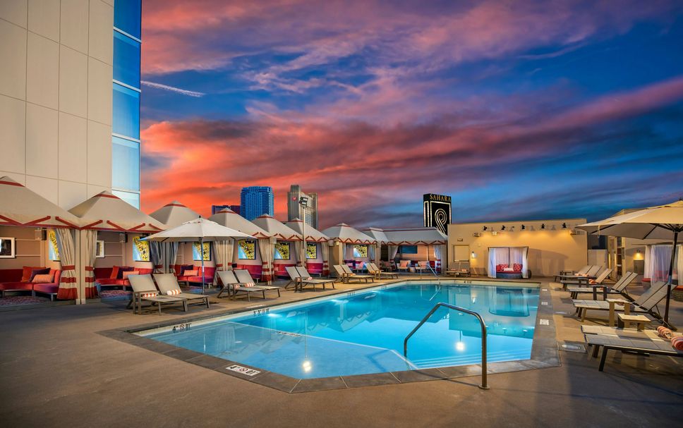 สระว่ายน้ำ รูปภาพ