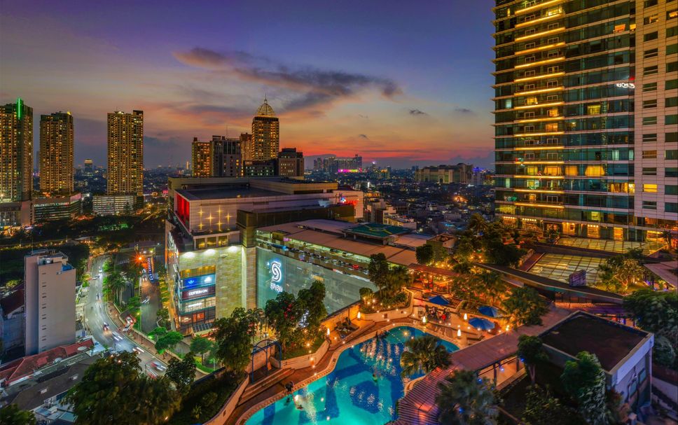 สระว่ายน้ำ รูปภาพ