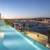 สระว่ายน้ำ