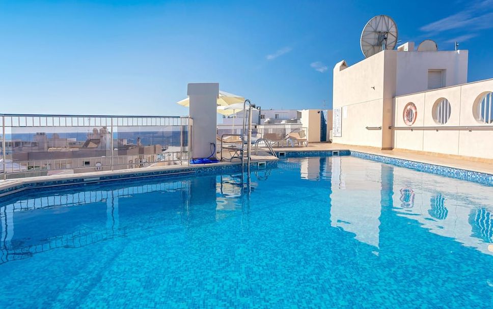 สระว่ายน้ำ รูปภาพ