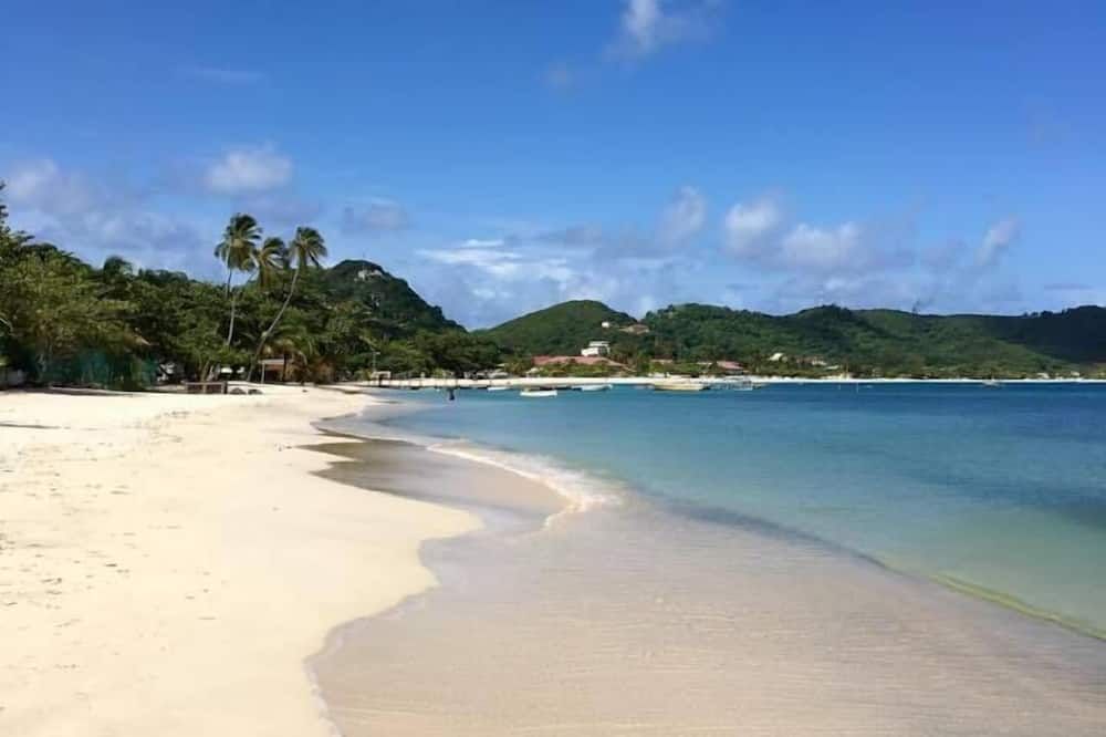 ชายหาด