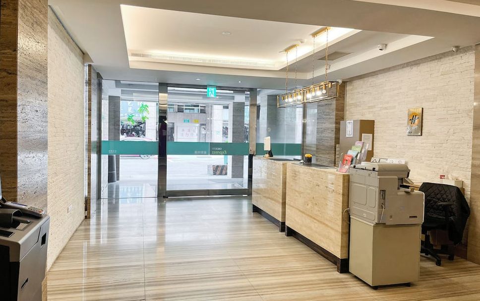 แผนกต้อนรับส่วนหน้า รูปภาพ