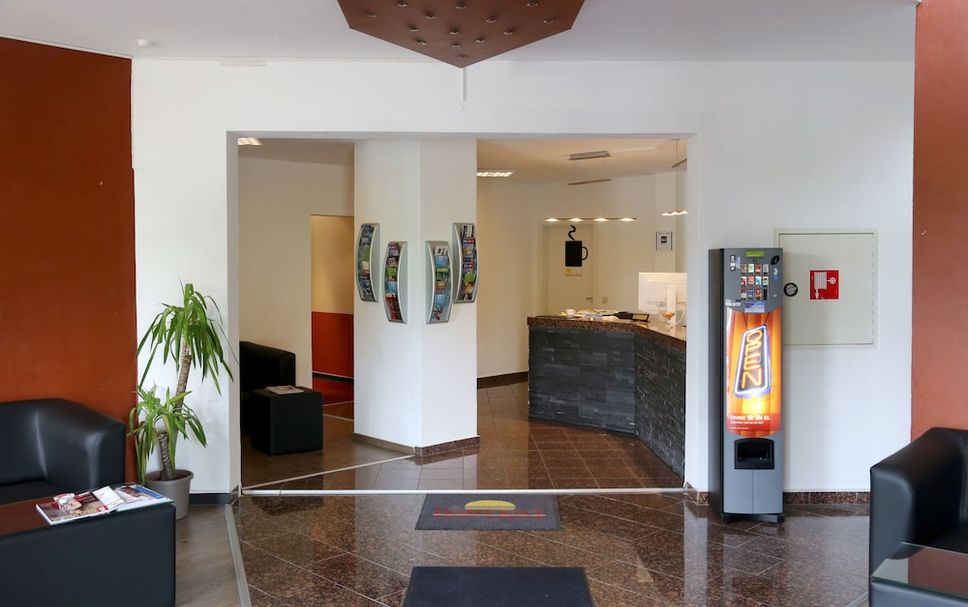 แผนกต้อนรับส่วนหน้า รูปภาพ