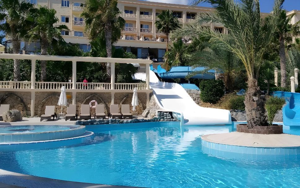 สระว่ายน้ำ รูปภาพ