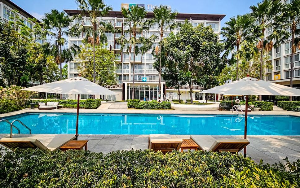 สระว่ายน้ำ รูปภาพ