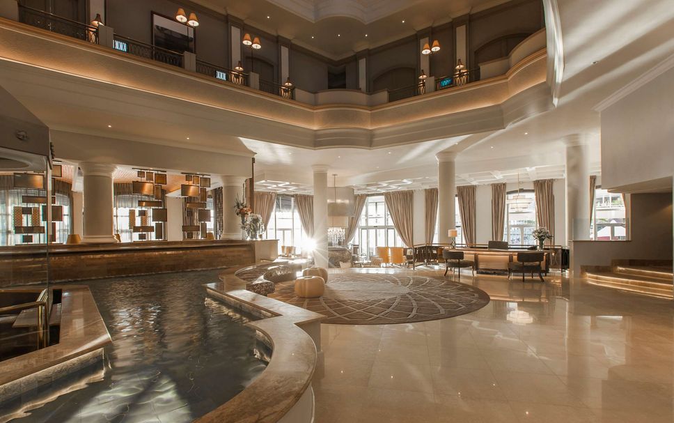 ล็อบบี้ รูปภาพ