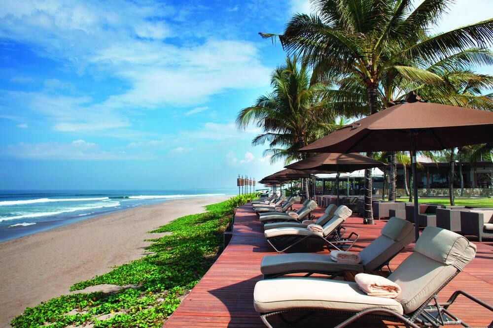ชายหาด