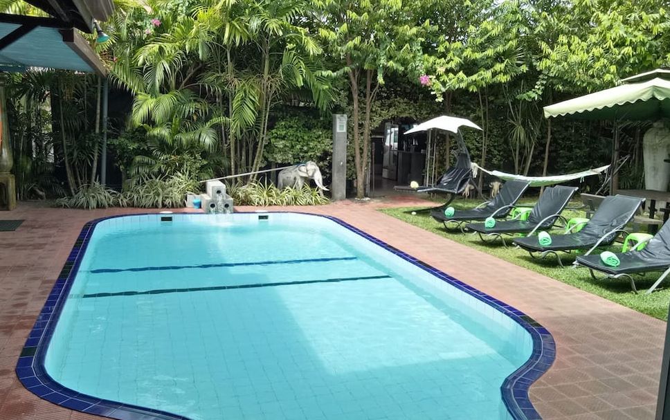 สระว่ายน้ำ รูปภาพ