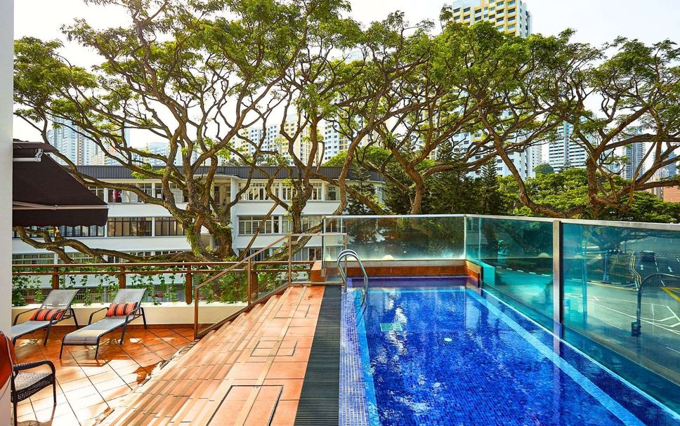 สระว่ายน้ำ รูปภาพ