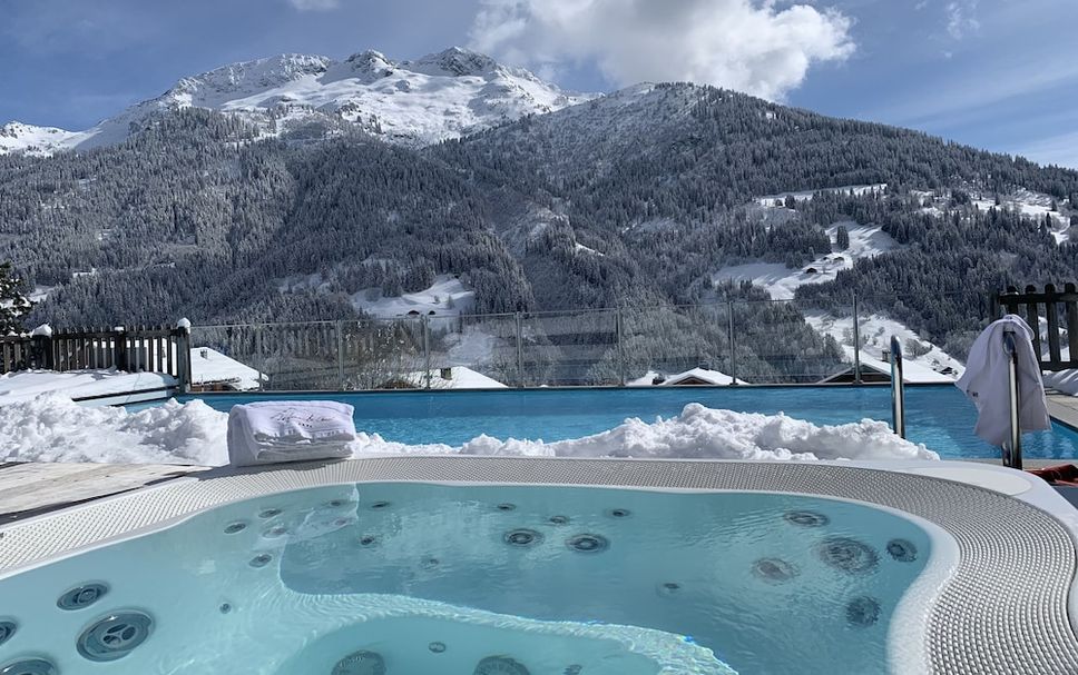 สระว่ายน้ำ รูปภาพ