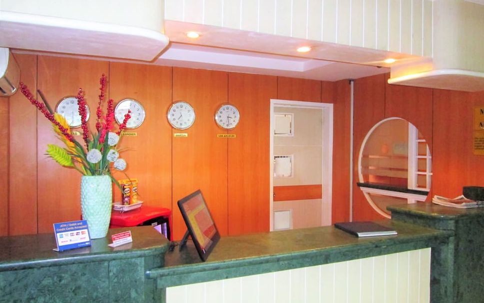 แผนกต้อนรับส่วนหน้า รูปภาพ