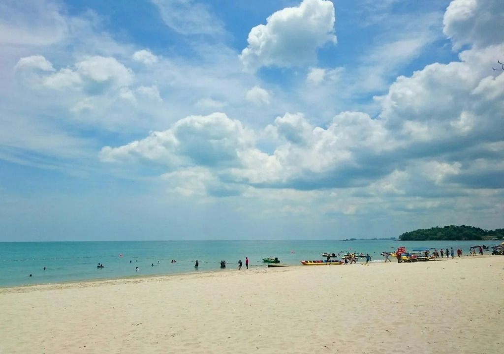ชายหาด