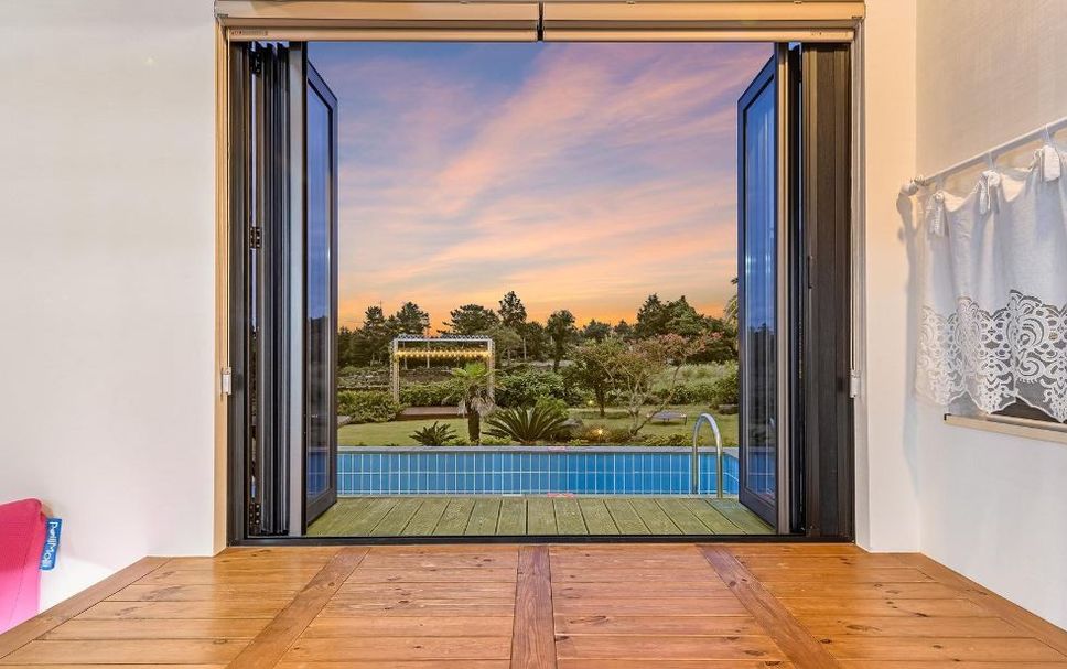 ระเบียง รูปภาพ