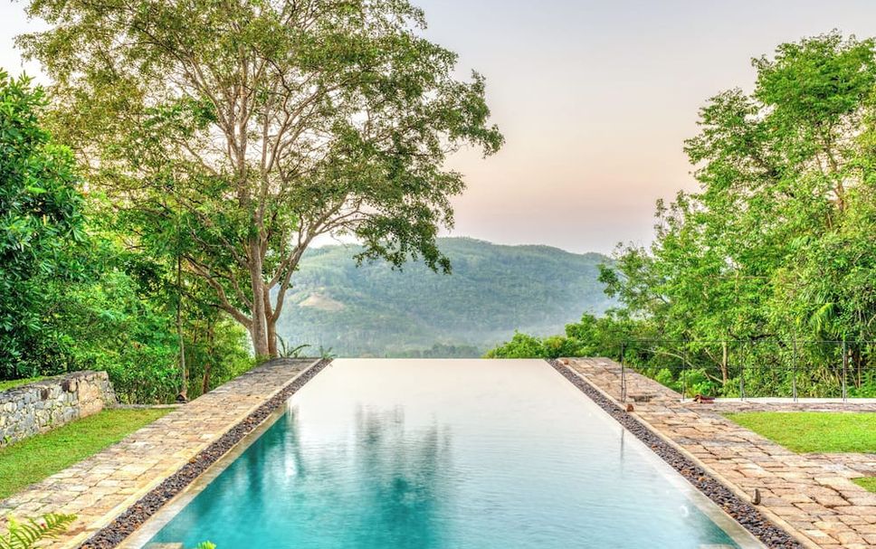 สระว่ายน้ำ รูปภาพ