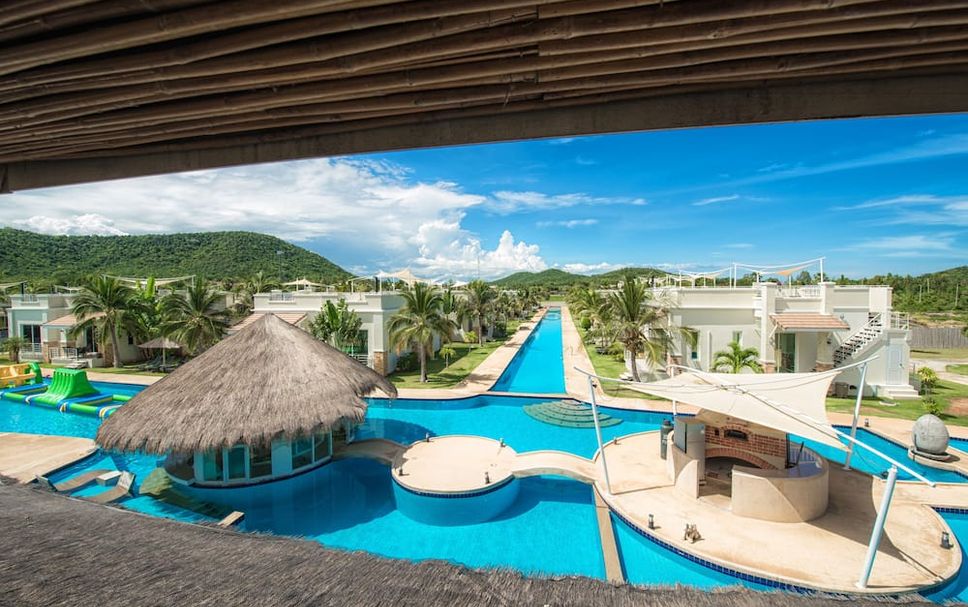 สระว่ายน้ำ รูปภาพ