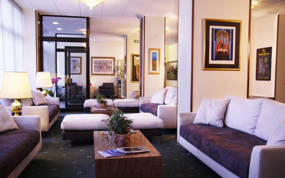 เลานจ์ รูปภาพ