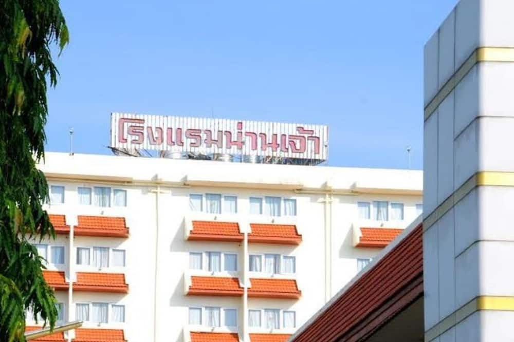 อาคาร