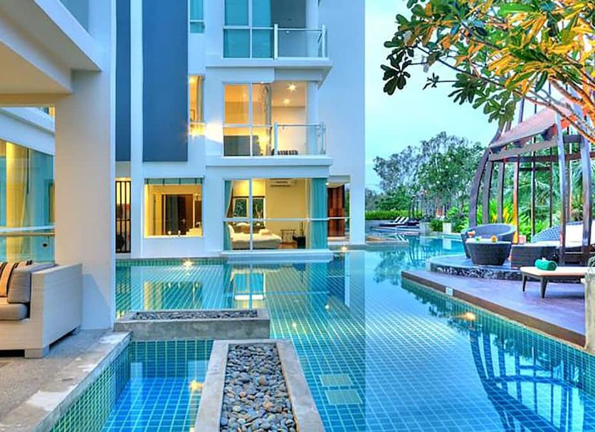 สระว่ายน้ำ รูปภาพ