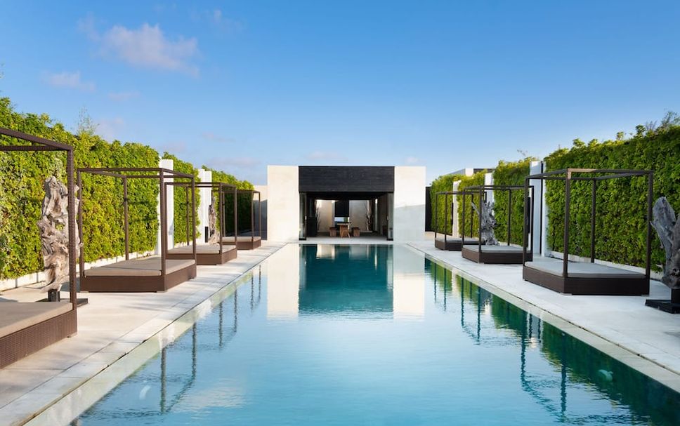 สระว่ายน้ำ รูปภาพ