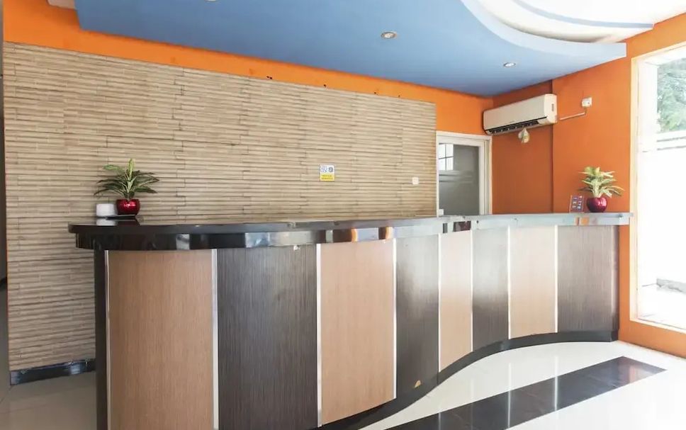 แผนกต้อนรับส่วนหน้า รูปภาพ
