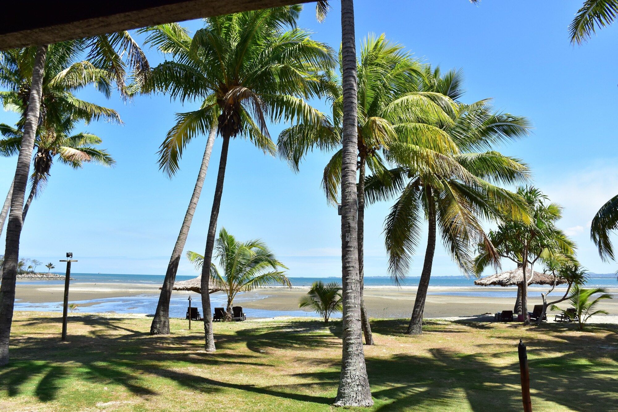 ชายหาด