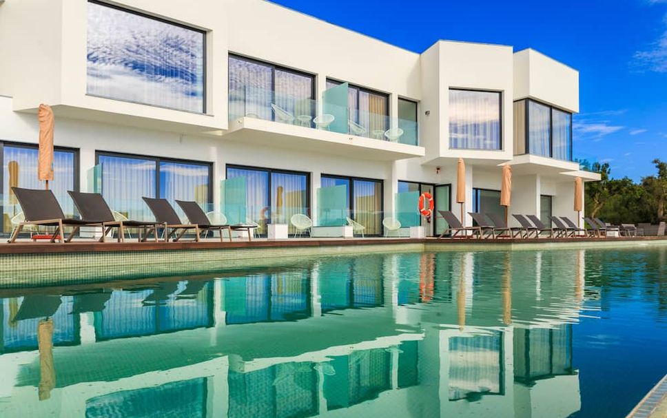 สระว่ายน้ำ รูปภาพ