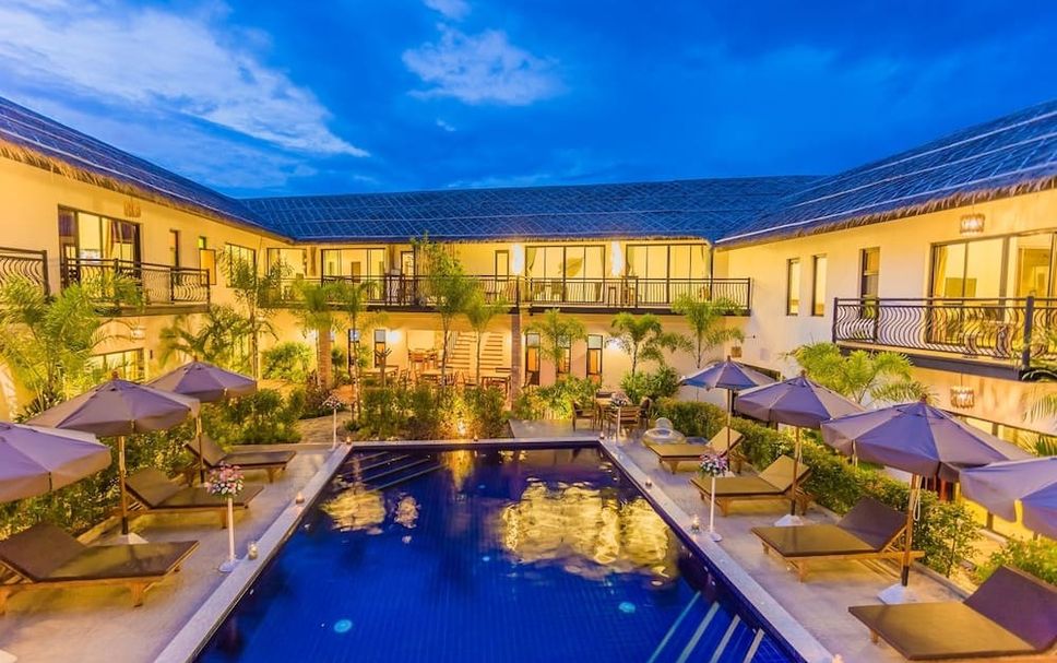 สระว่ายน้ำ รูปภาพ