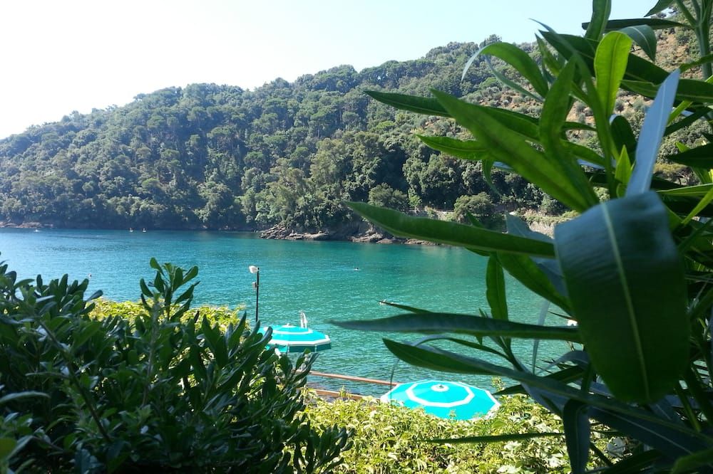 ชายหาด