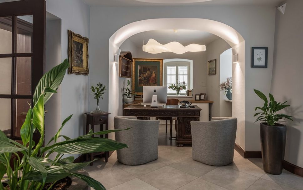 แผนกต้อนรับส่วนหน้า รูปภาพ