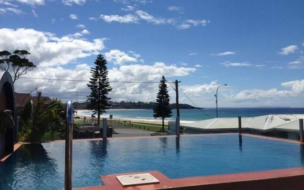 สระว่ายน้ำ รูปภาพ