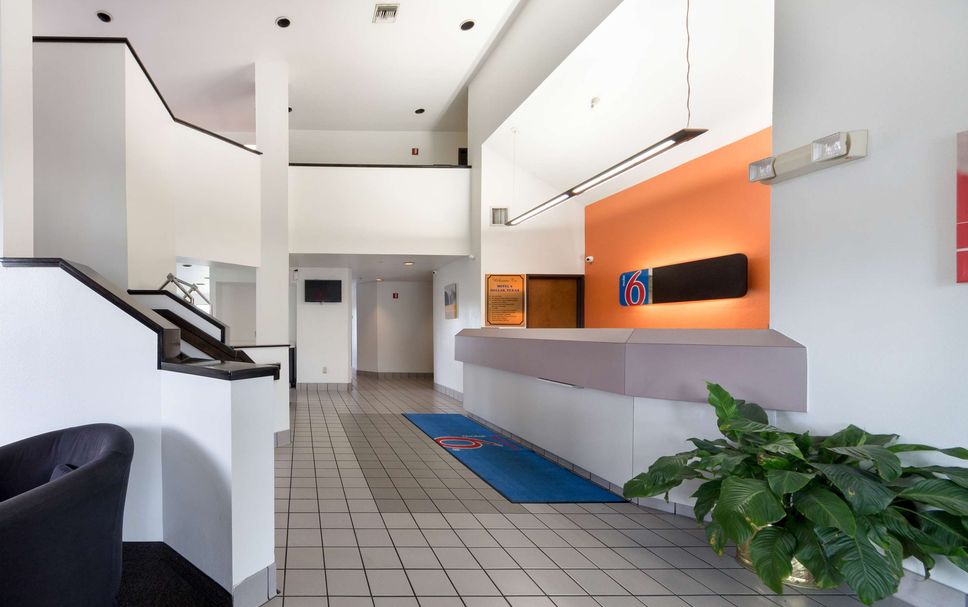 แผนกต้อนรับส่วนหน้า รูปภาพ