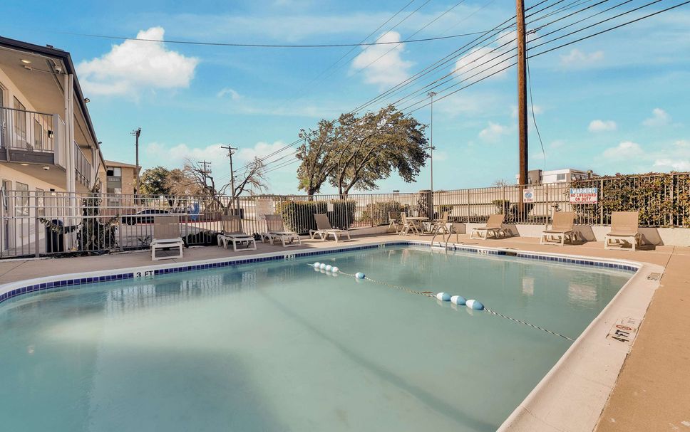 สระว่ายน้ำ รูปภาพ