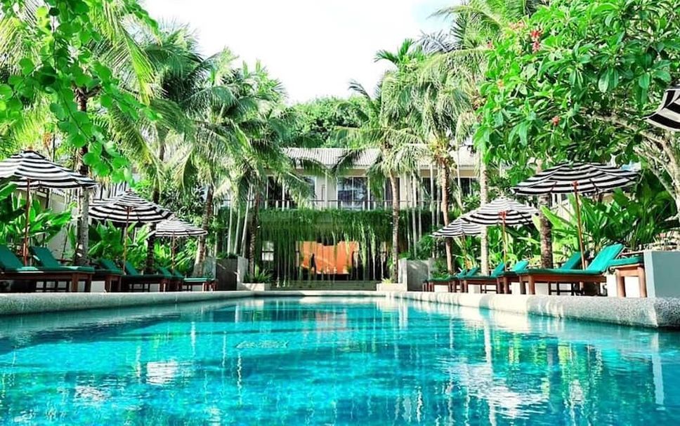 สระว่ายน้ำ รูปภาพ