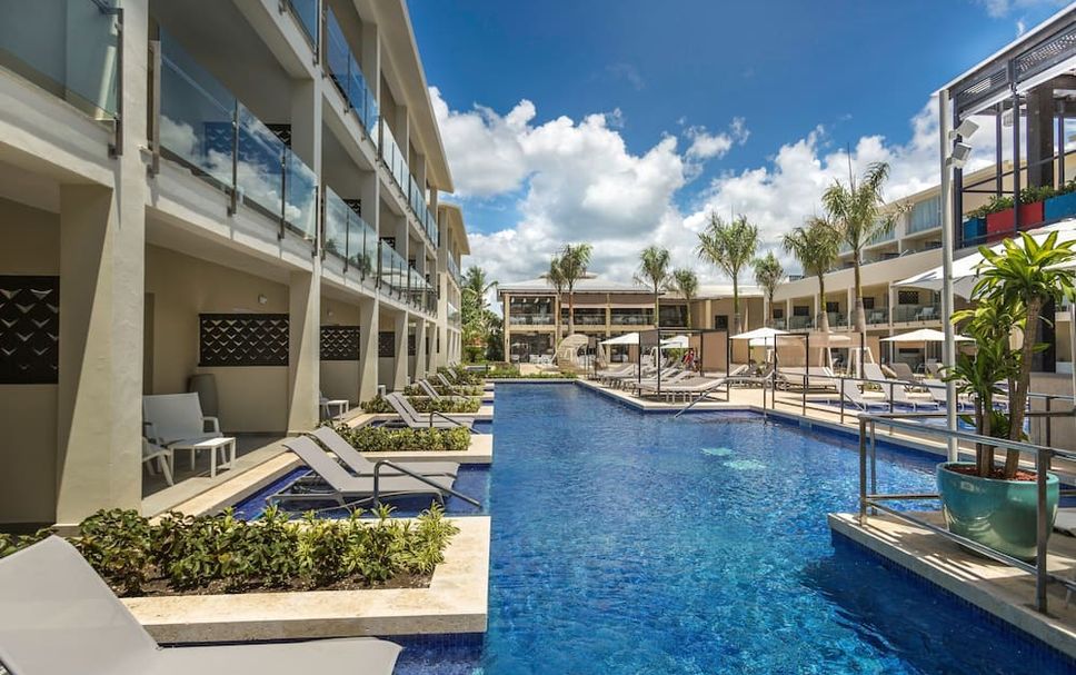 สระว่ายน้ำ รูปภาพ