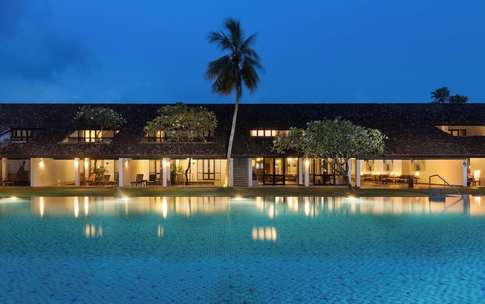 สระว่ายน้ำ รูปภาพ