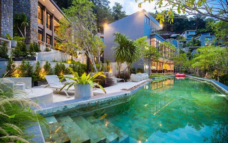 สระว่ายน้ำ รูปภาพ