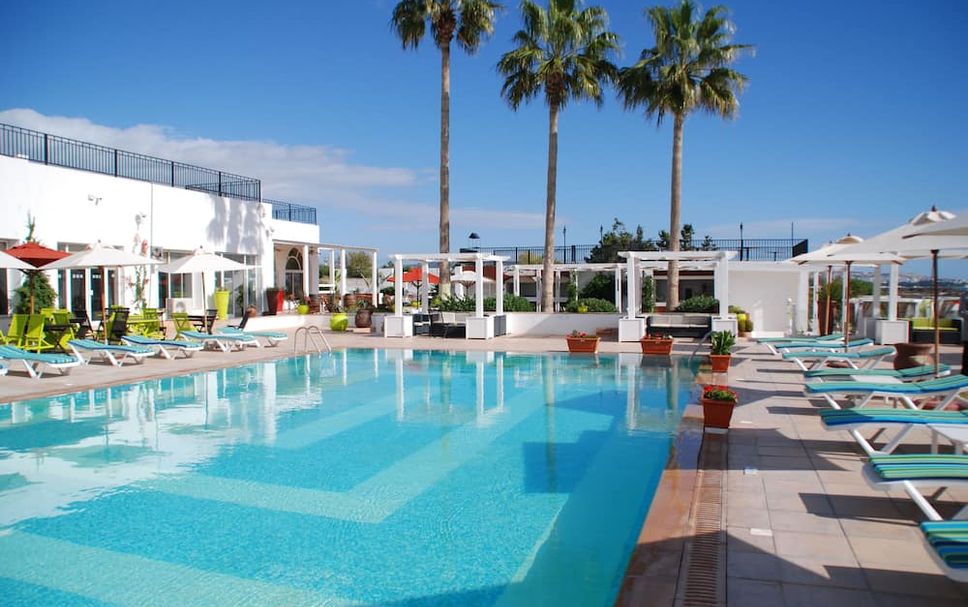 สระว่ายน้ำ รูปภาพ